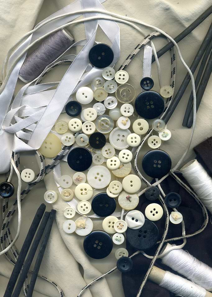 The Buttons 4