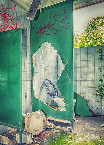 Lost Place bathroom toilet