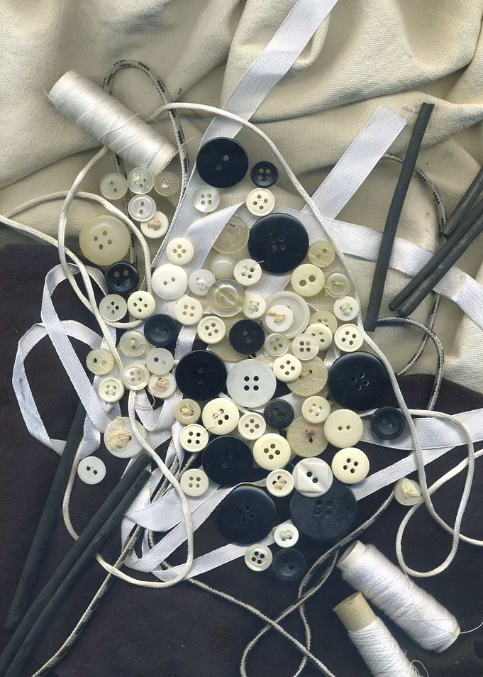 The Buttons 5