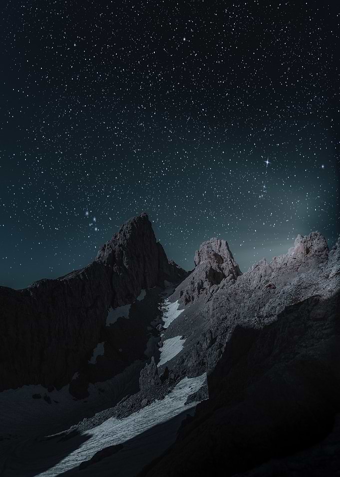 Stars over the mountains
