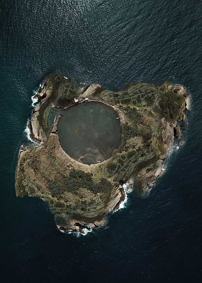 NIGERIA ISLAND
