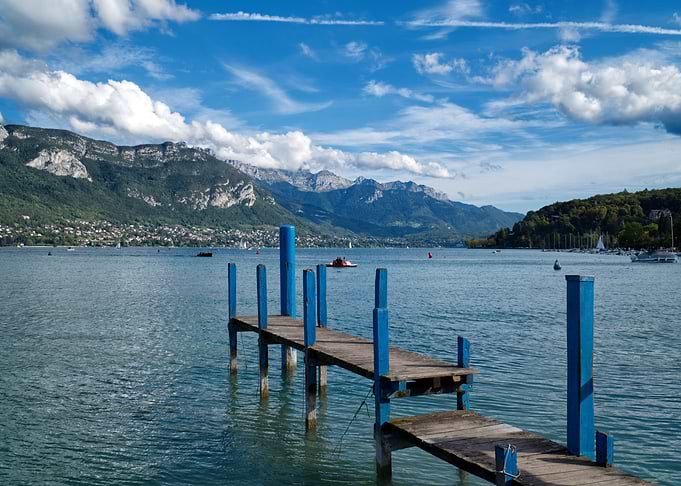 A pier in Annecy