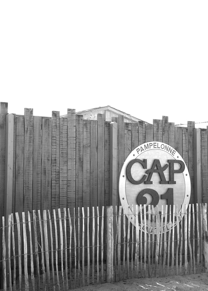 Cap 21 Sign