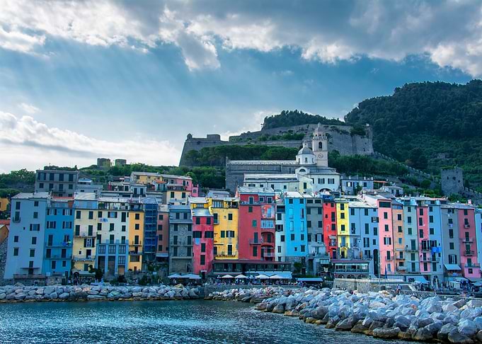 cinque terre coastline