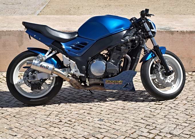 Heavy blue bike