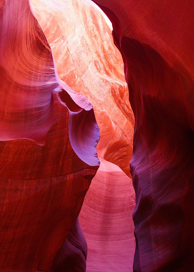 Crevice of Light