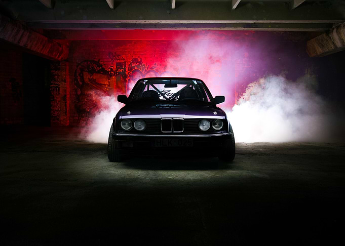 Sports car burnout E30