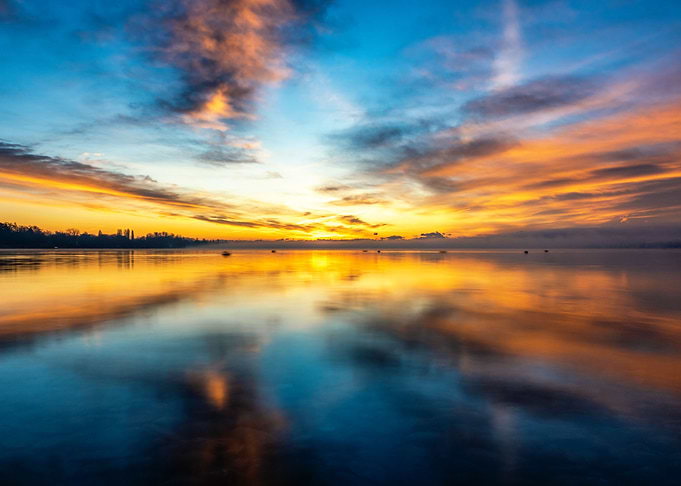 dreamy sunrise lake