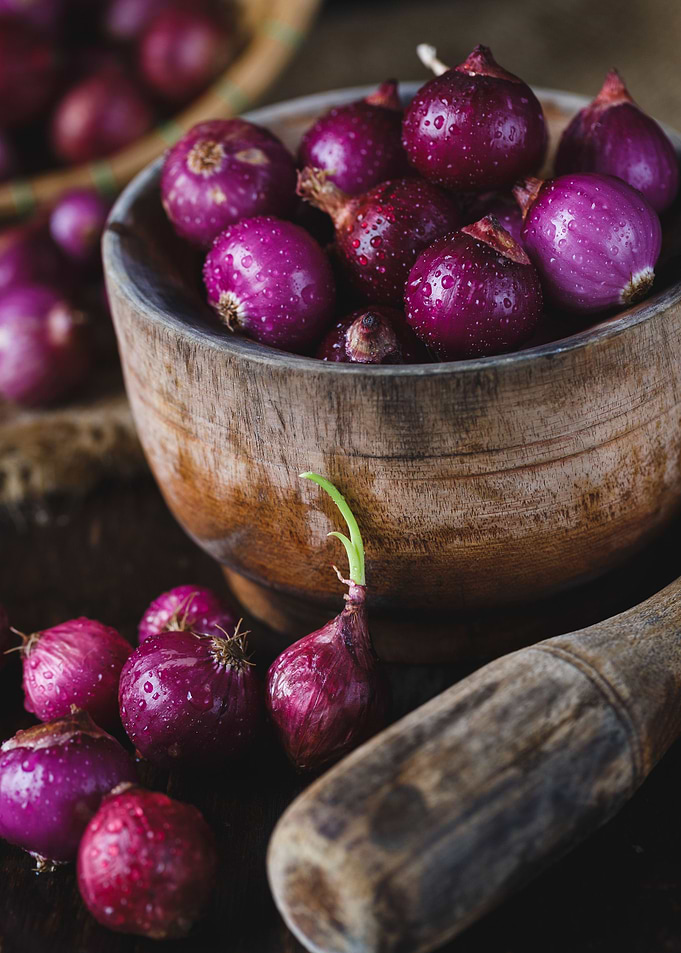 Fresh shallots