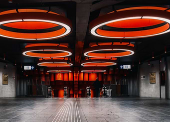 Pannenhuis metro station