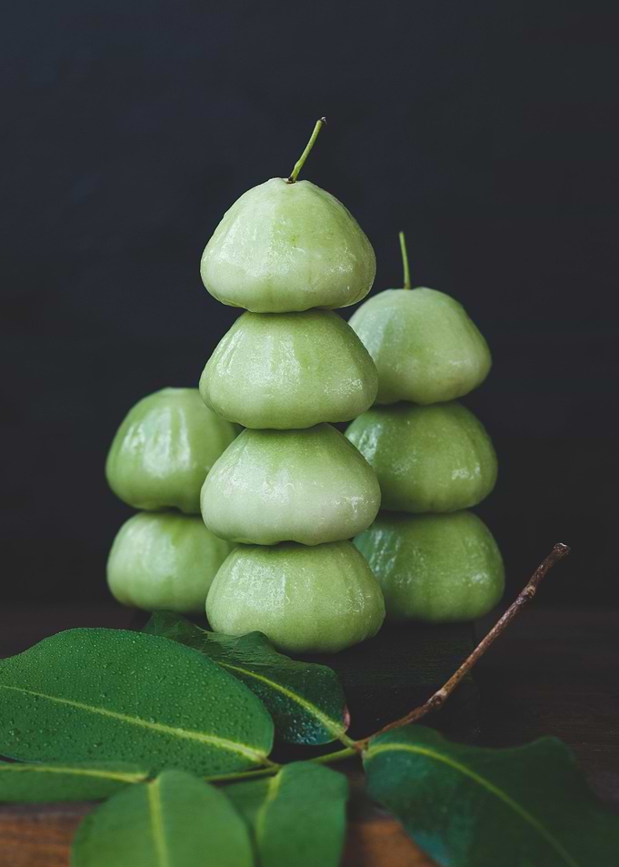 Fresh Mountain apples