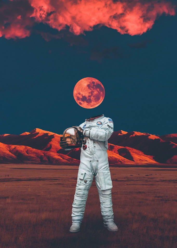 Head to the Lost Red Moon