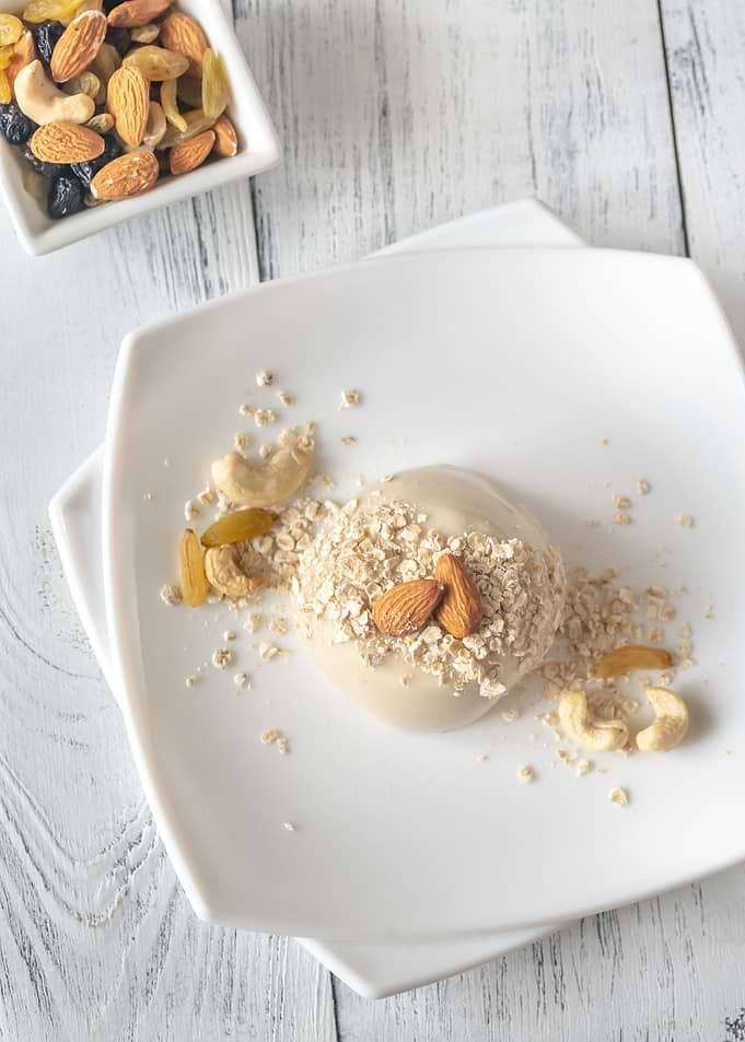 Organic oat dessert