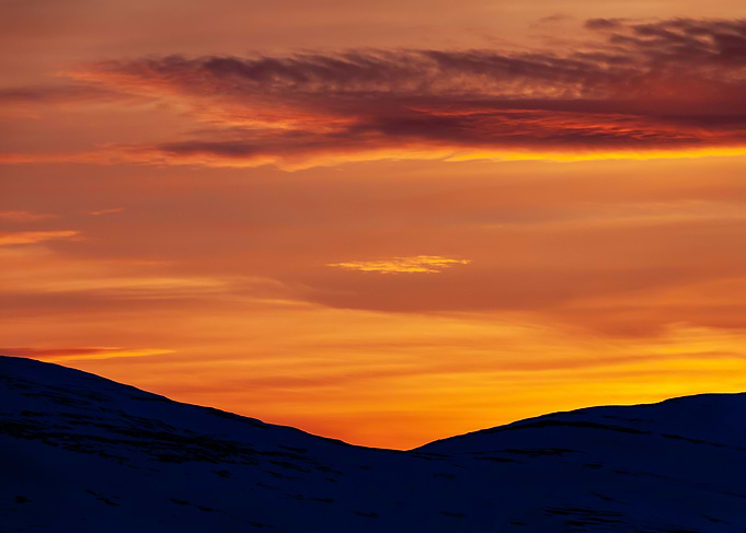 Silhouette horizon