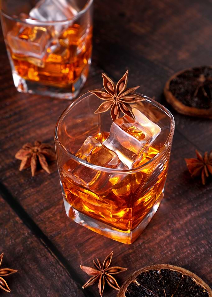Whisky Rum Cola Drink