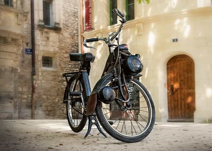 Bicycle with little engine