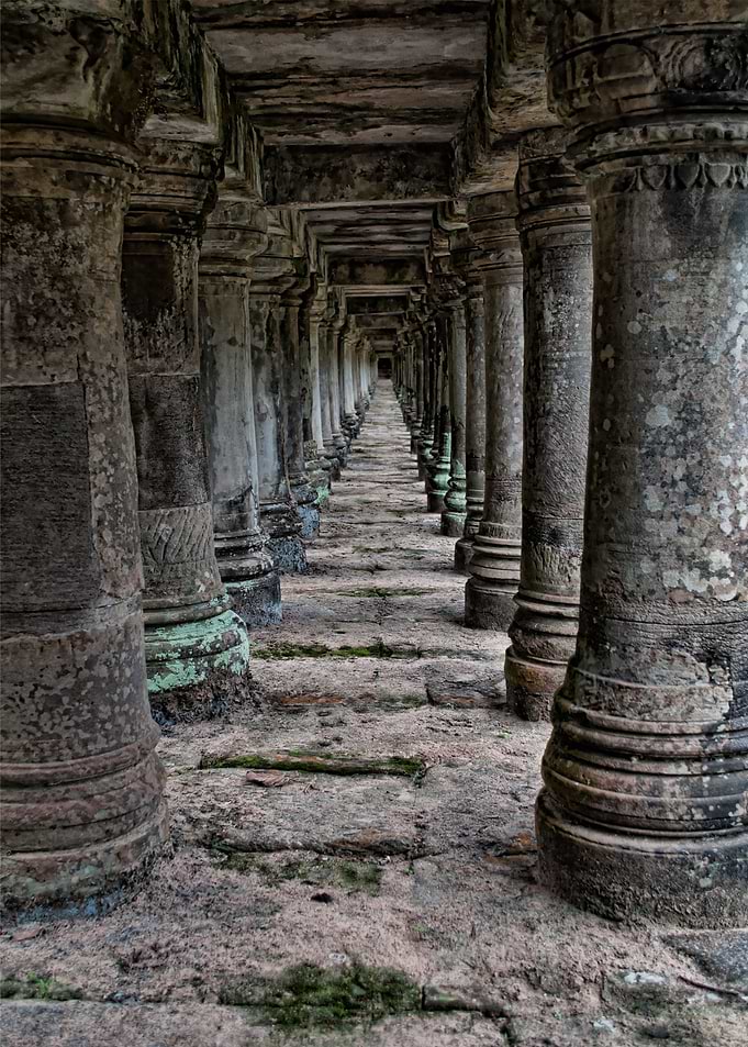 tunnel pillar