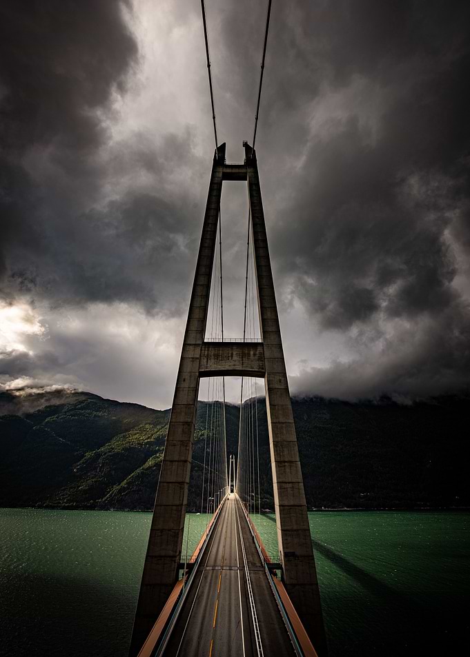 Hardanger bridge 1
