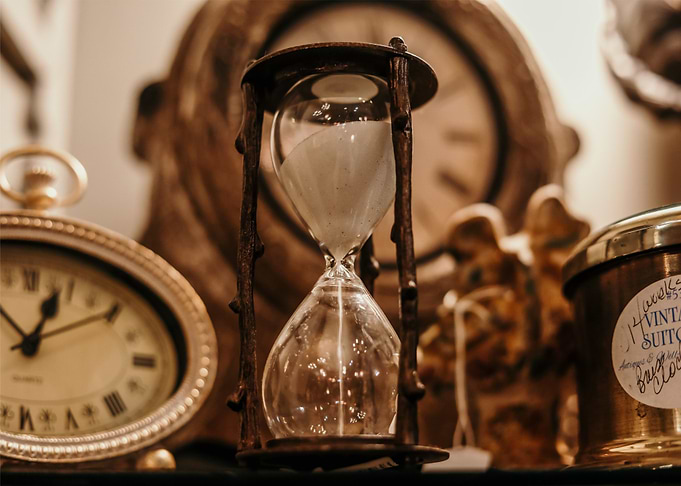 clear hourglass
