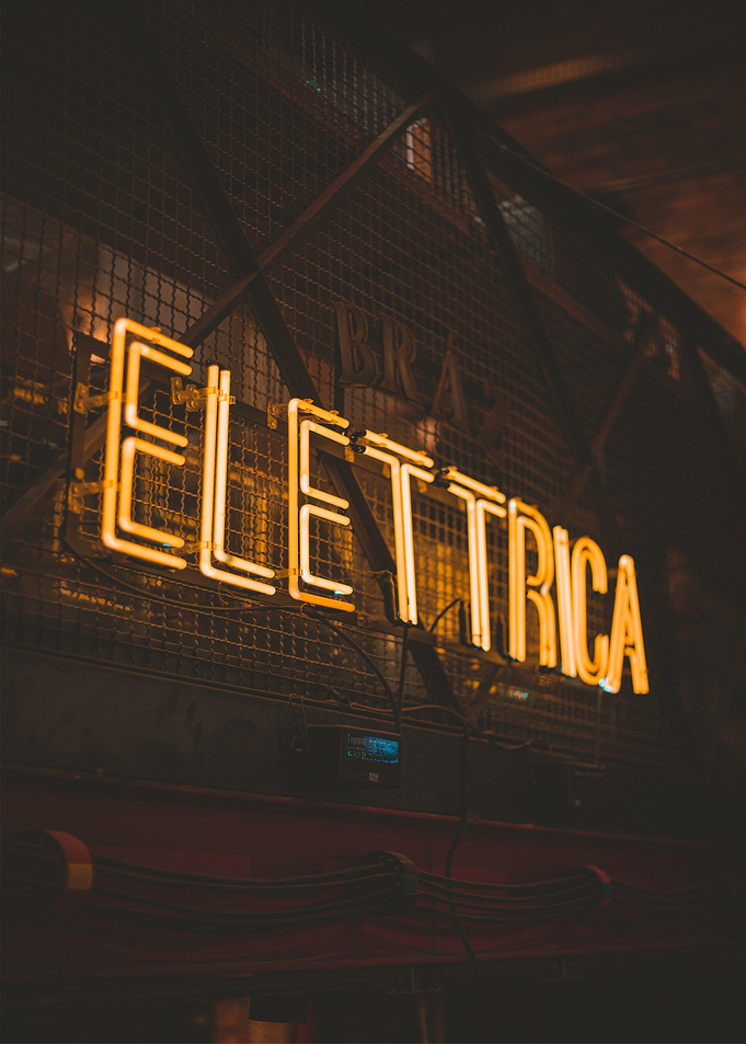 elletric light neon