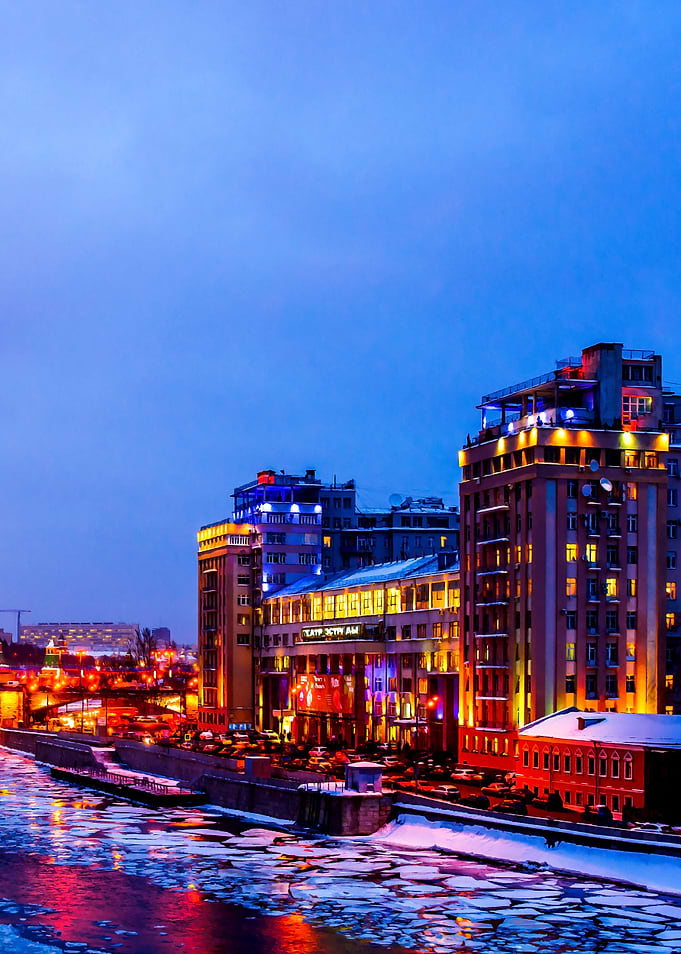 Bright Moscow Right