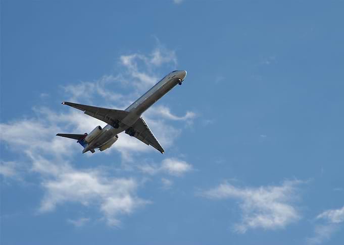 AIRPLANE FLYING