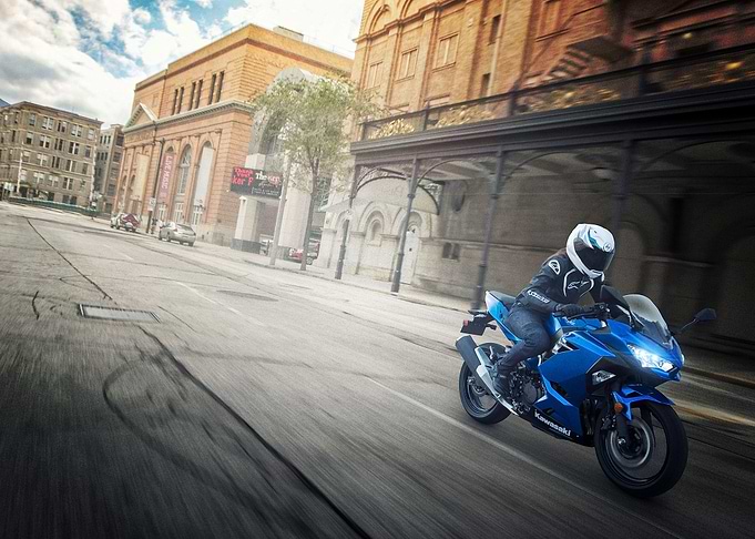 Kawasaki Ninja 400
