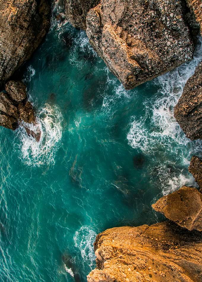 Ocean on the rocks