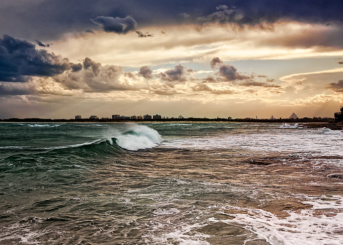 Wave Coming In