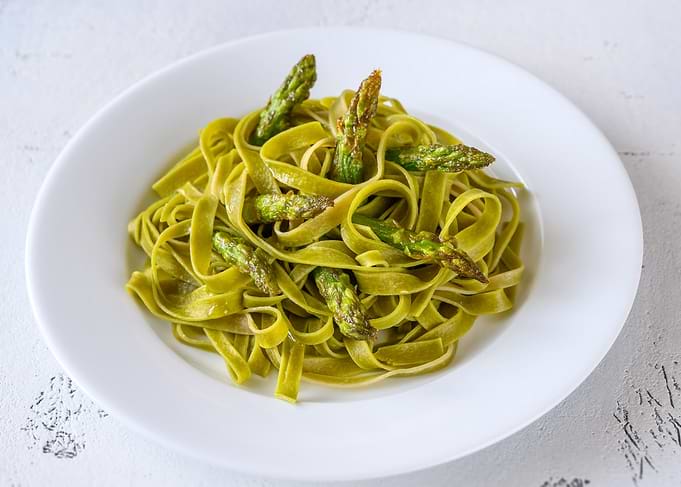 Spinach fettuccine