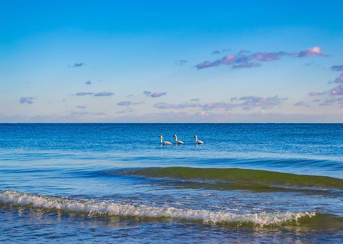 sea blue cloud