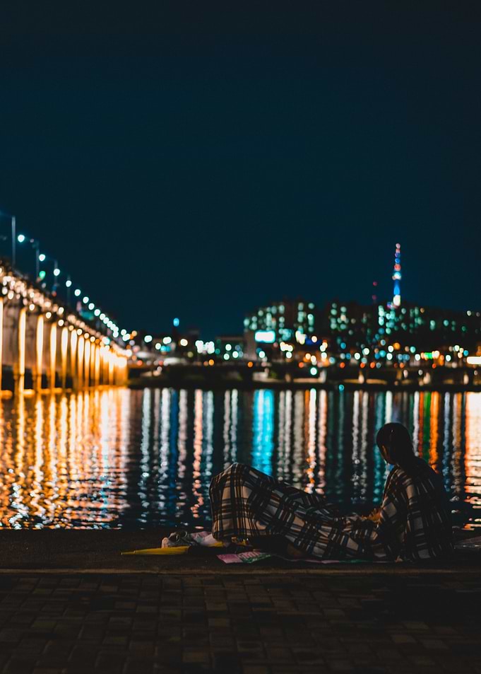 Seoul River Date