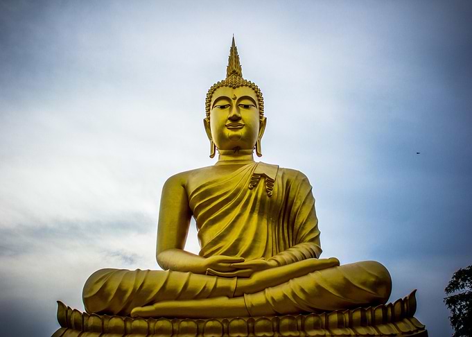 gautama golden statue