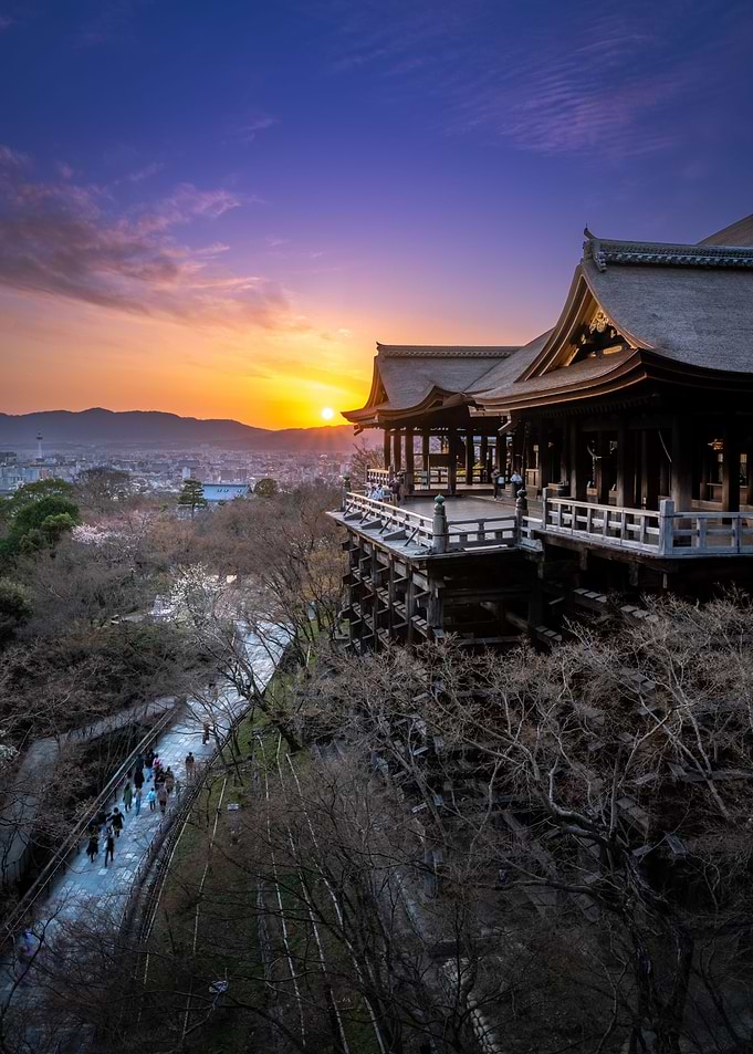 Sunset at Kiyomizu