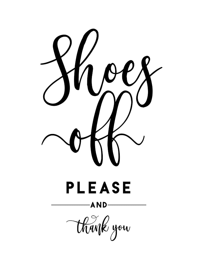 Shoes Off Please