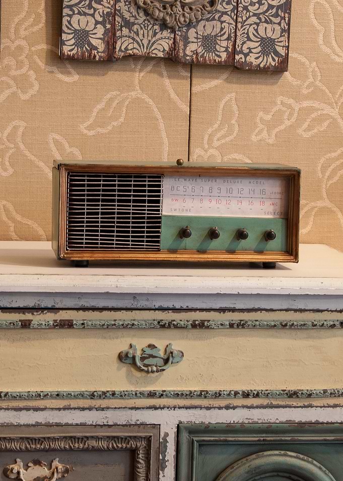 retro interior with radio