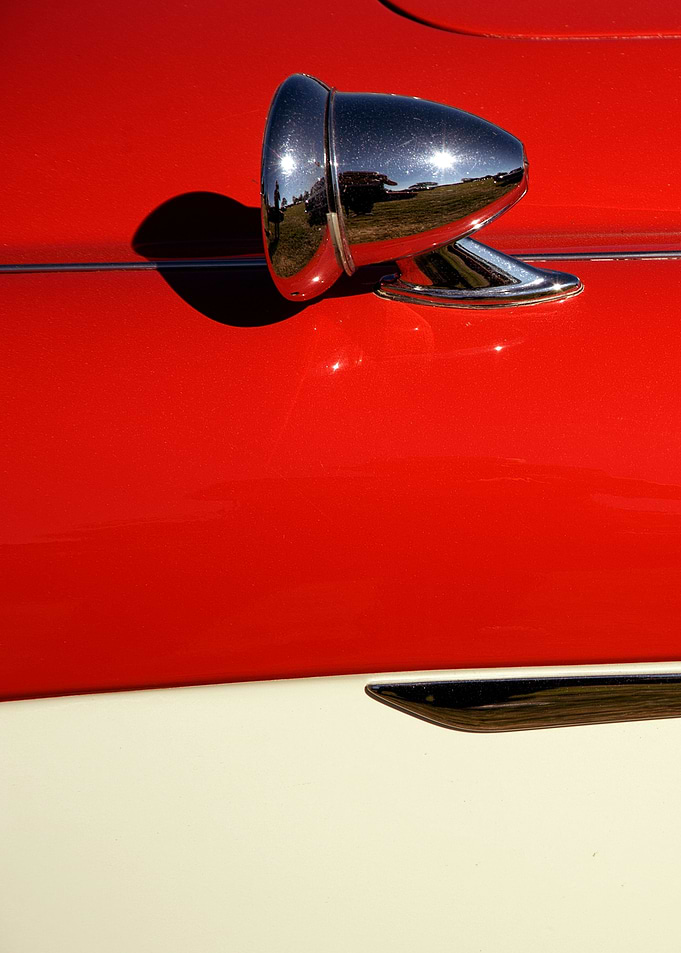 wing mirror of classic car