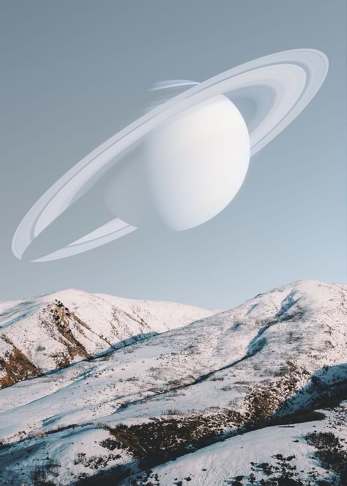 minimalistic saturn