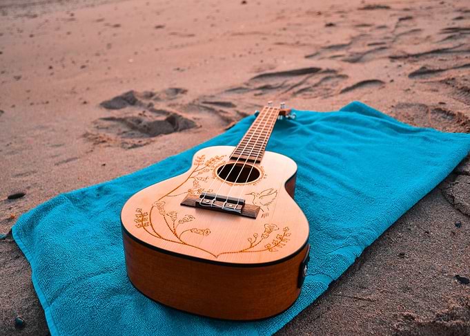 towel guitar