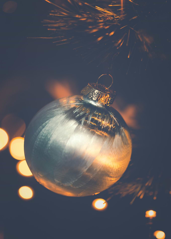 silver bauble ball