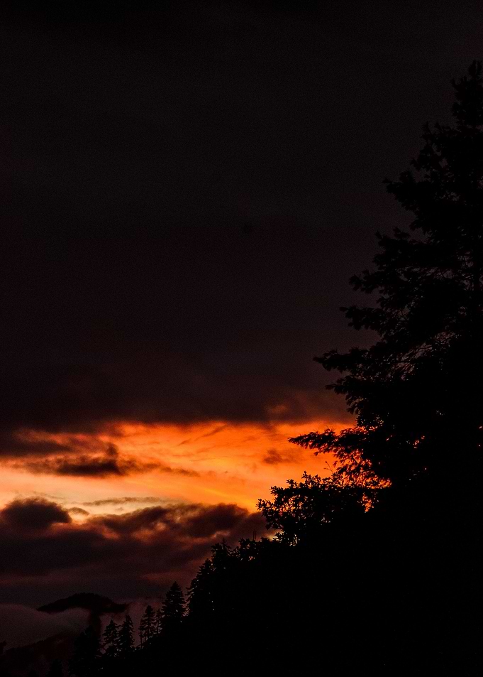 Sunset at Khendi