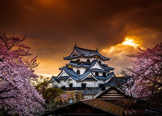 Castle in the Clouds