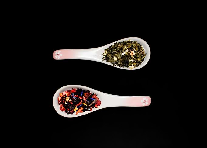 Green and fruit tea