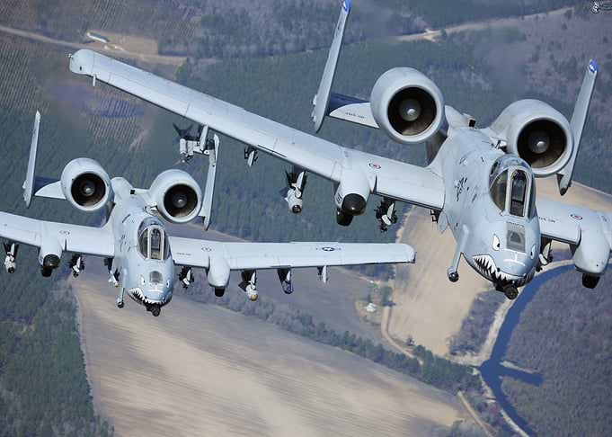 A 10 Thunderbolt