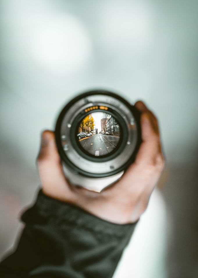 Tunnel Vision in Lens