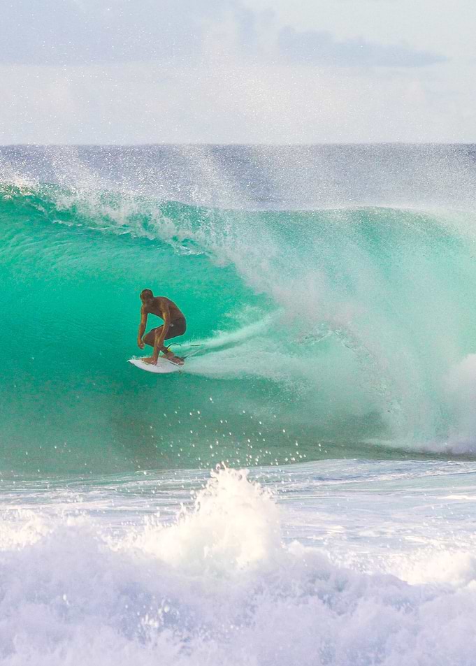 Surfer ride on wave