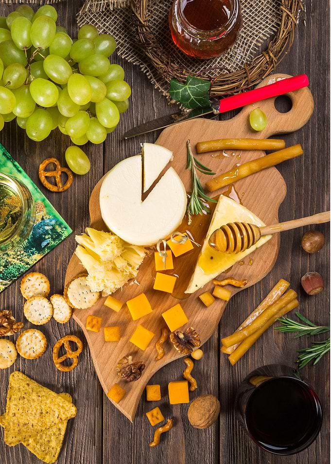 Chees crisps plate