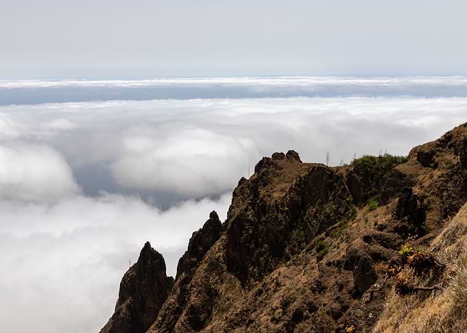 Montain cloudy sky
