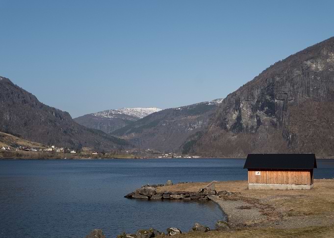 A hut on a fjord