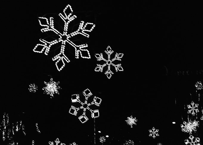 Snowflake illumination